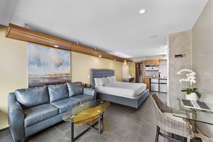 14 West Hotel