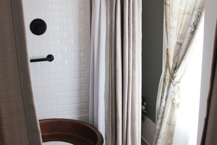 Boonville Luxury Lodging