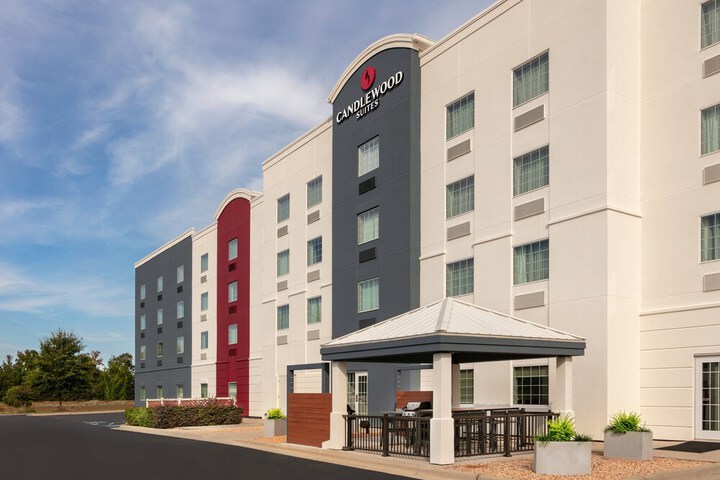 Hotel 12 of 57