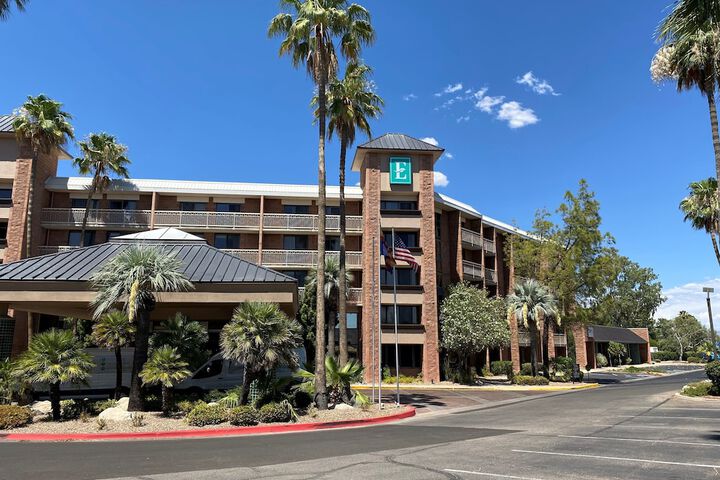 Embassy Suites by Hilton Tucson East