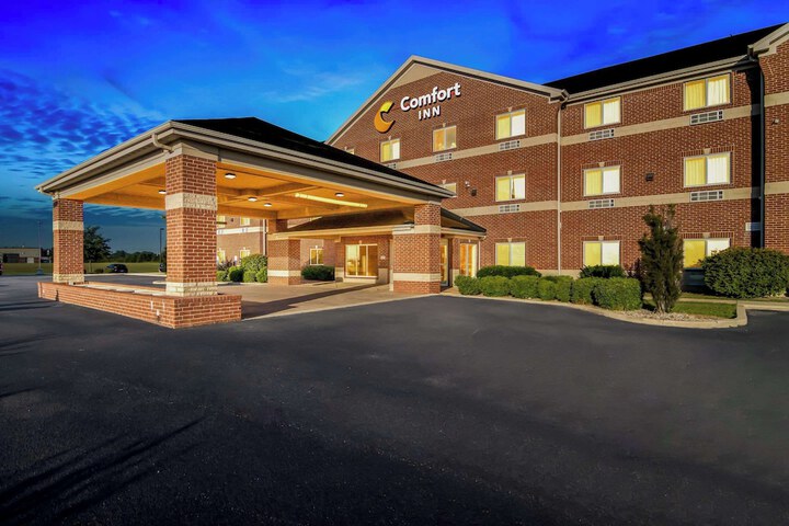 Comfort Inn Hebron-Lowell Area