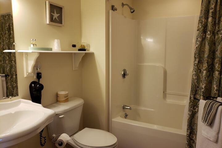 The Elmere House Bed & Breakfast