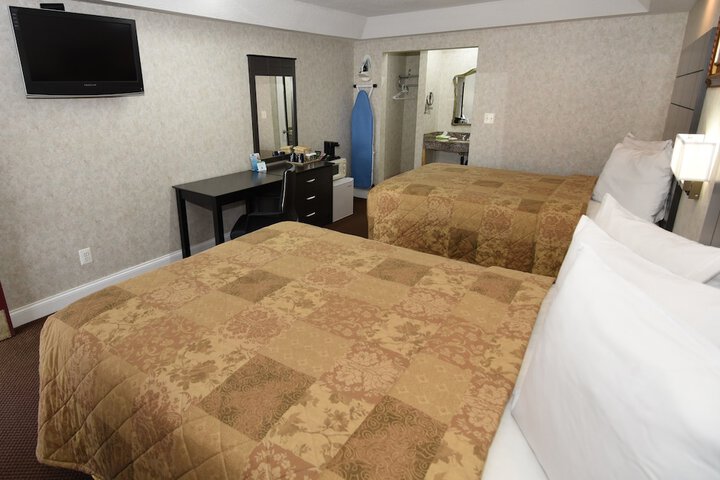 Room 21 of 35