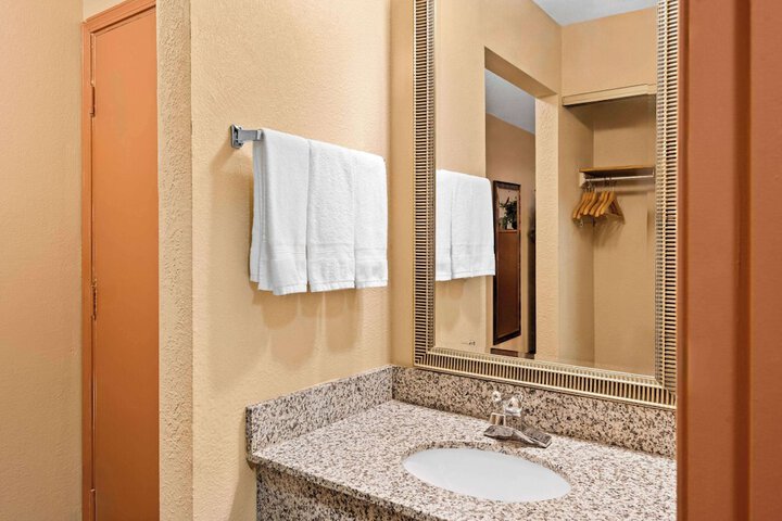 Baymont by Wyndham Lebanon IN