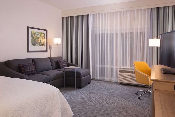 Room 21 of 51