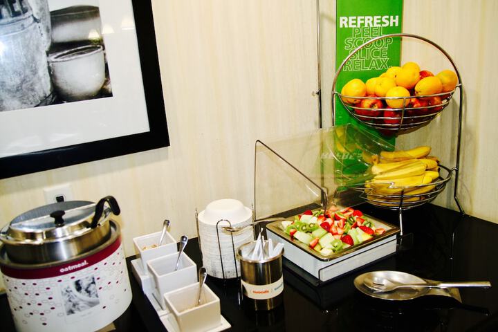 Breakfast/Coffee Service 55 of 63