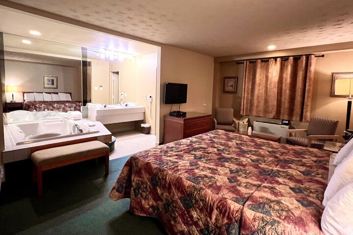 Room 37 of 59