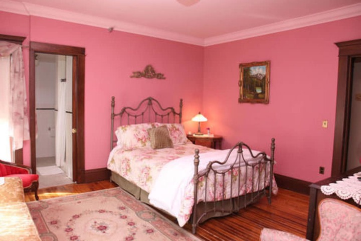 Room 13 of 15