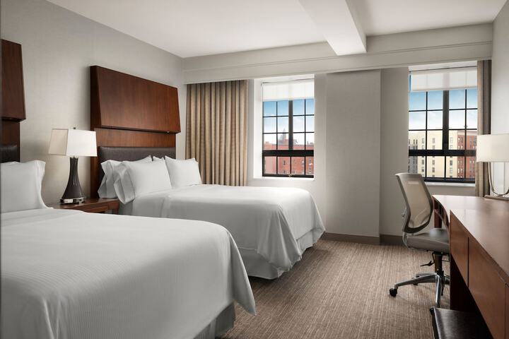 Room 28 of 71
