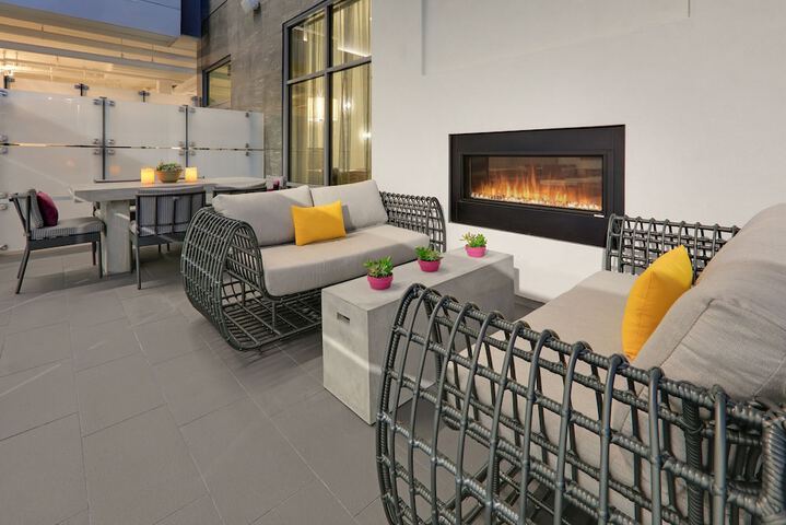 Hampton Inn by Hilton Irvine Spectrum / Lake Forest