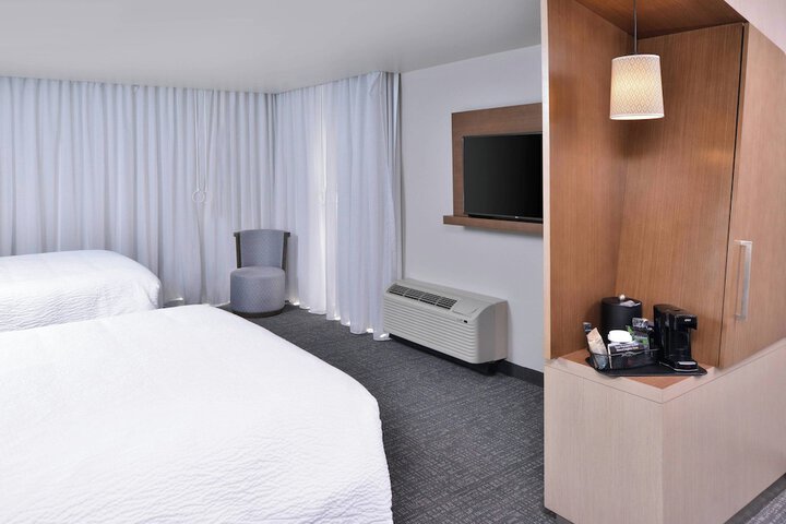 Room 39 of 57