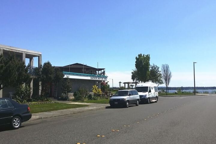 Bayside Motor Inn