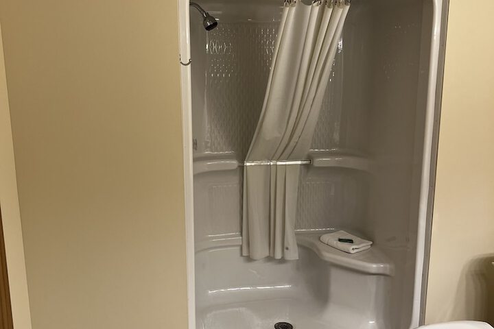 Room 5 of 29