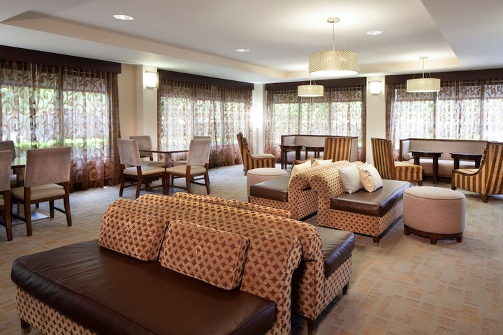 Hotel Interior 10 of 38