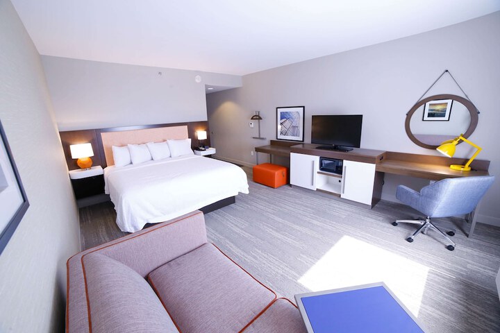 Room 11 of 35