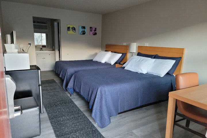 Room 37 of 48