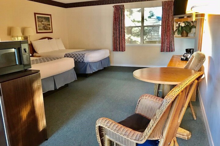 Room 14 of 38