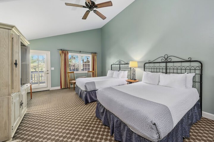 Cambria Pines Lodge