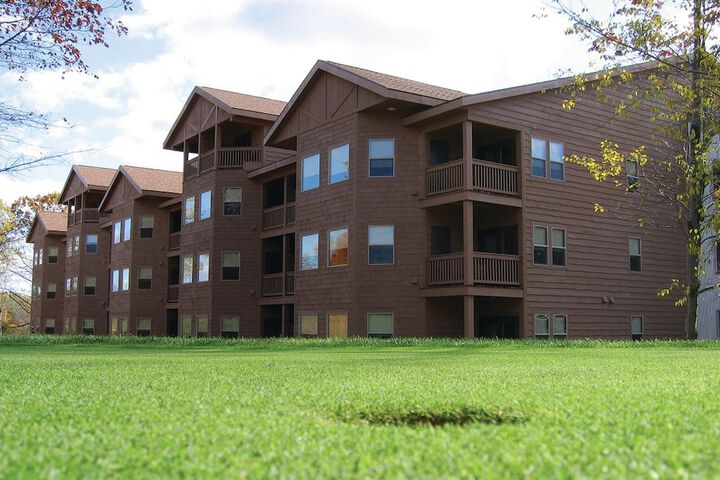 Hotel 4 of 85