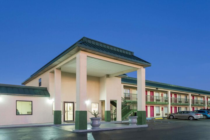 Hotel 3 of 23