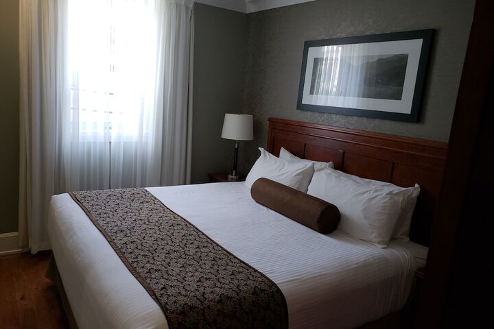 Hume Hotel & Spa