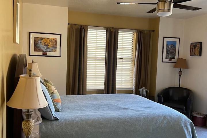 Room 15 of 37