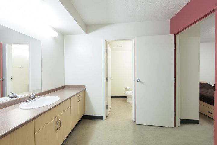 Room 41 of 80