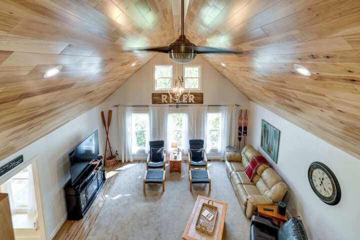 Waterfront Home: Allegheny River Access Dock Slip