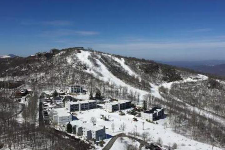Sugar Ski & Country Club