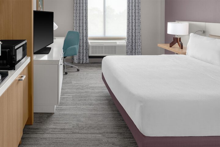 Hilton Garden Inn Queens / JFK Airport