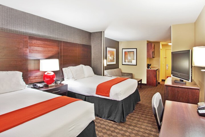 Room 16 of 33
