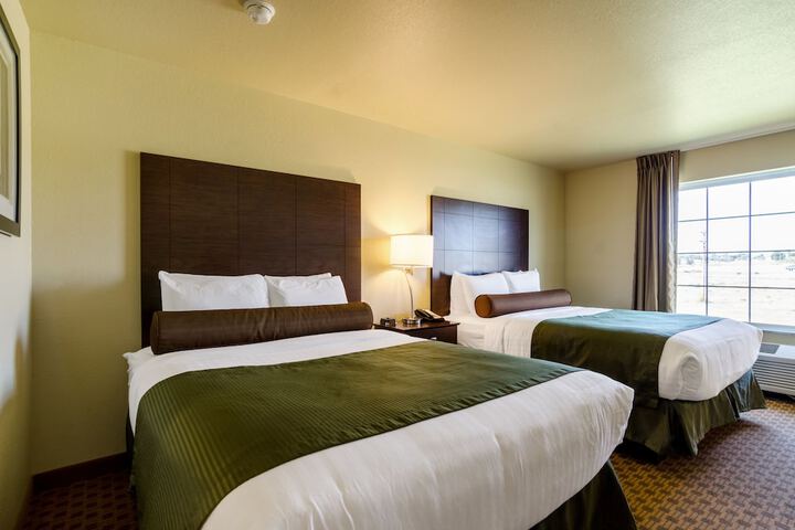 Cobblestone Hotel & Suites - Jefferson