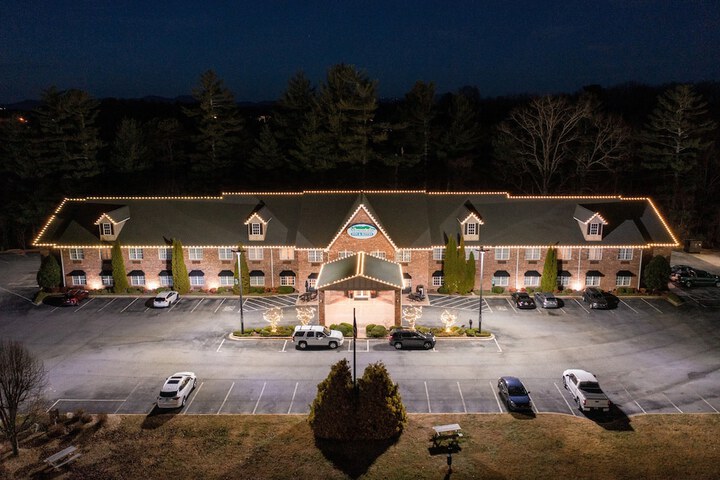Hotel 3 of 43