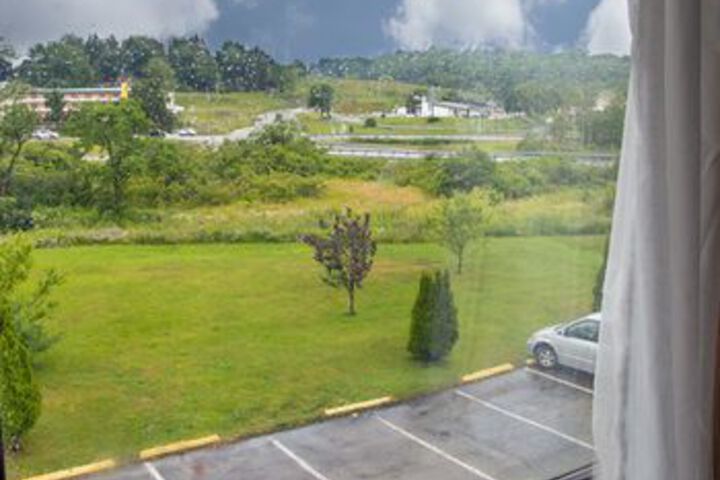 SureStay Plus Hotel by Best Western Somerset
