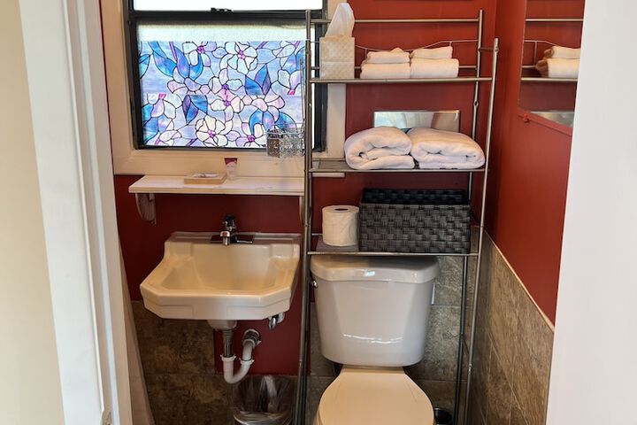 Room 40 of 51