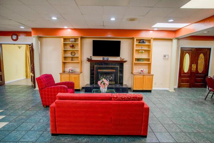 OYO hotel Greensboro east I 40