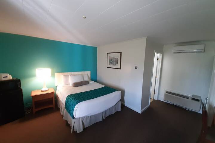 Room 49 of 61