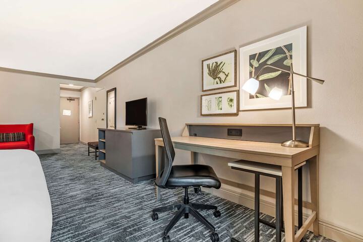Room 49 of 89
