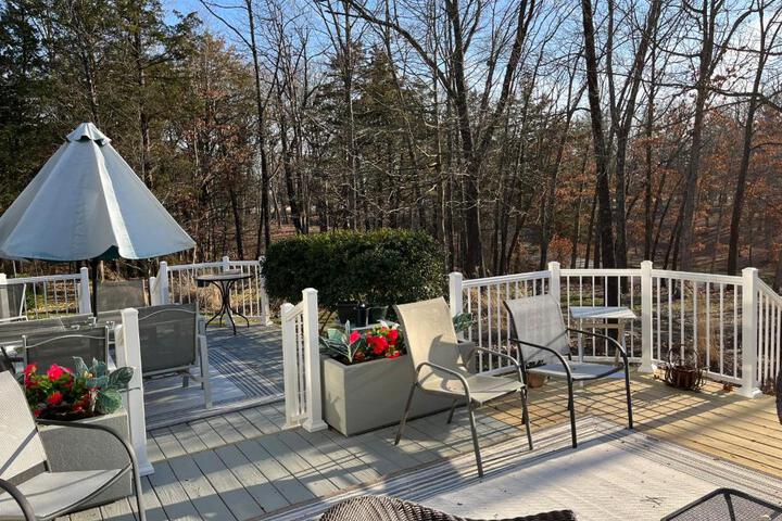 Beautiful Parkside Suite