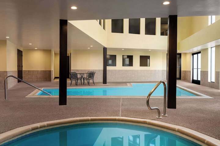 Days Inn by Wyndham Carbondale