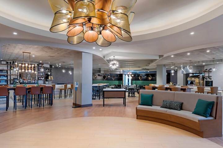 Cambria Hotel Shelby Township - Detroit Utica