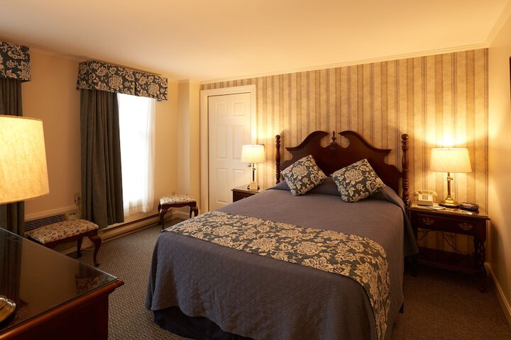 Room 20 of 77