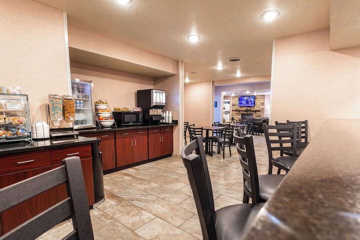 Cobblestone Inn & Suites – Big Lake