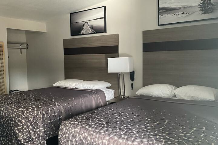 Room 38 of 76