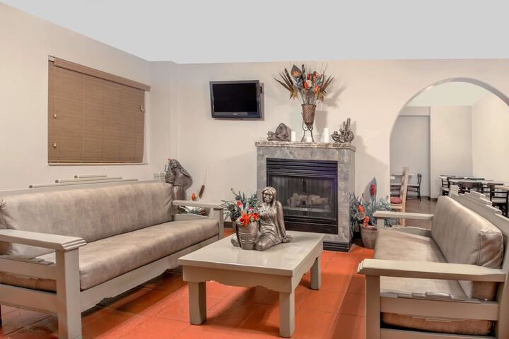 Hotel Interior 11 of 45