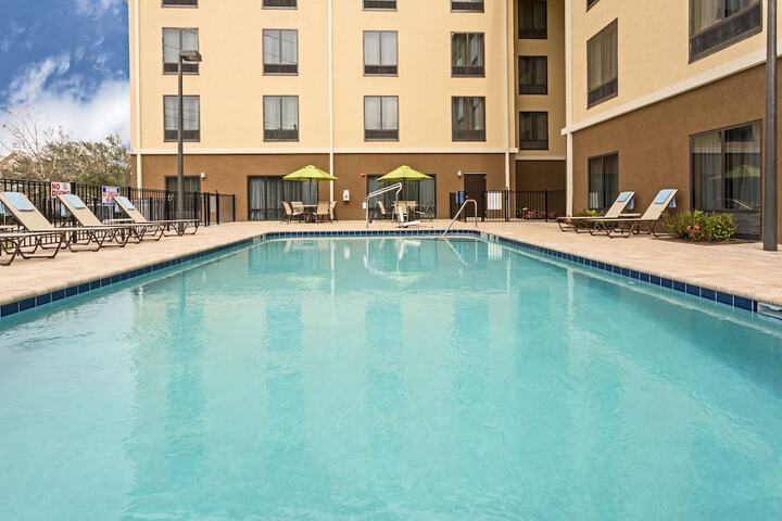 Pool 6 of 62