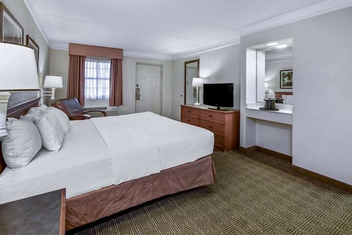 Room 19 of 30