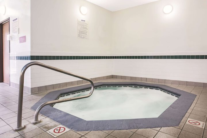 Pool 5 of 41