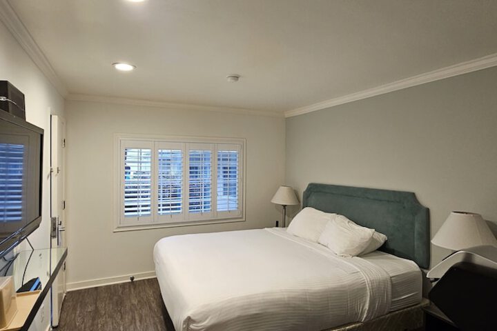 Room 29 of 35