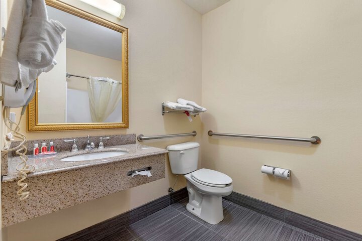 Room 5 of 29